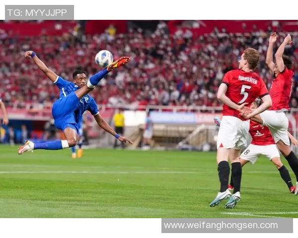 浦和红钻迎战大球队的精彩对决展现足球魅力与激情的较量